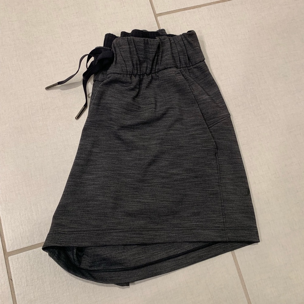 Lululemon on the Fly Short